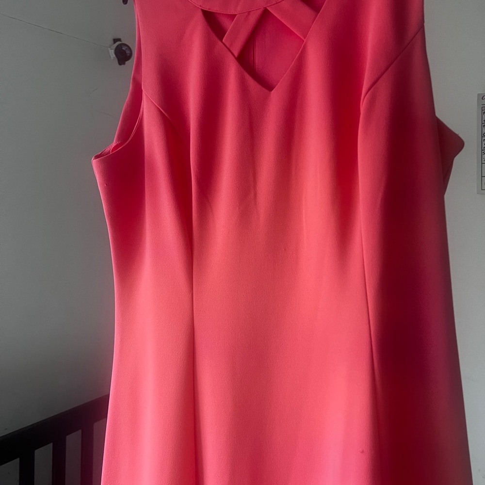 Dress - Picture 4 of 6